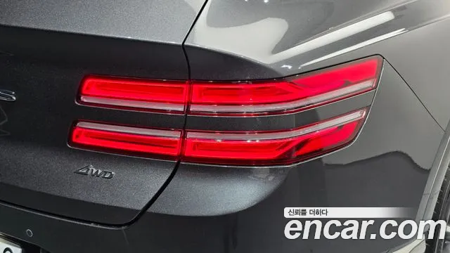 Genesis GV80 — Фото автомобиля 8