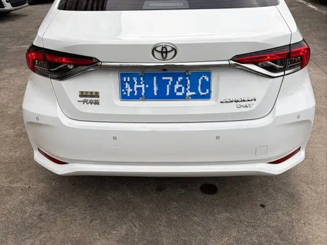 Toyota Corolla — Фото автомобиля 5