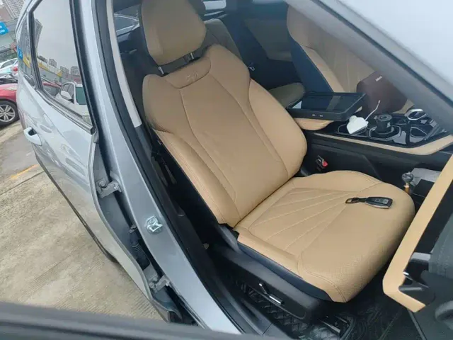 Geely Boyue L 2023 1.5TD DCT Premium — Фото автомобиля 24