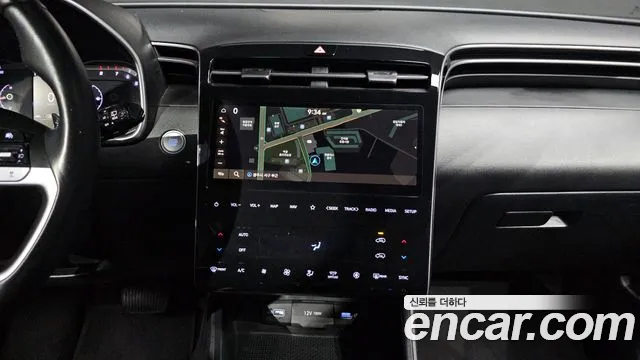 Hyundai Tucson Tucson (NX4) Бензин 1.6 турбо 2WD — Фото автомобиля 13