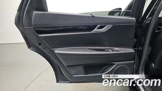 Genesis G80 RG3 — Фото автомобиля 14