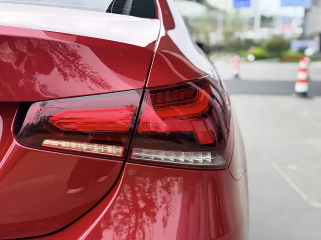 Mercedes-Benz A-Class — Фото автомобиля 10