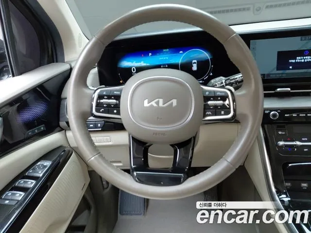 Kia Carnival Generation 4 — Фото автомобиля 20