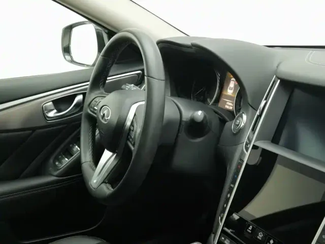 Infiniti Q50L — Фото автомобиля 22