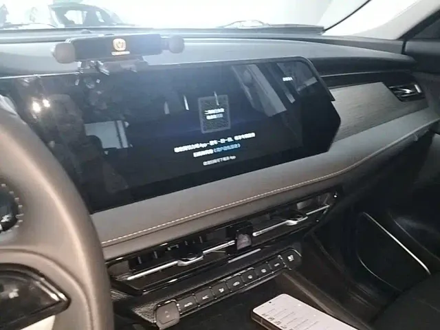 Changan X7 Plus — Фото автомобиля 12