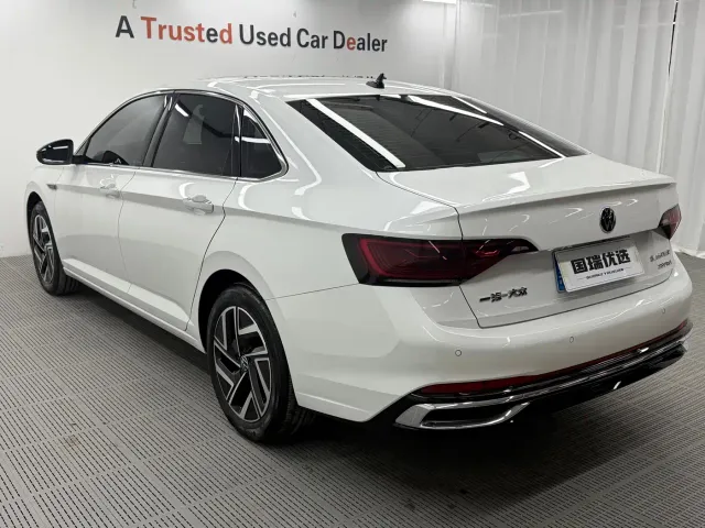 Volkswagen Sagitar — Фото автомобиля 6