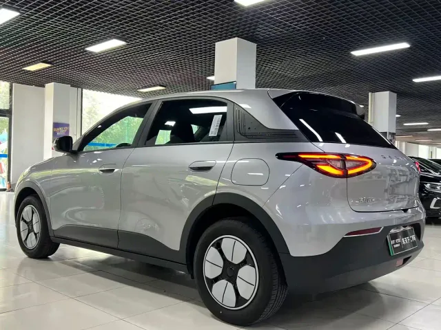 Geely Starry Wish — Фото автомобиля 4