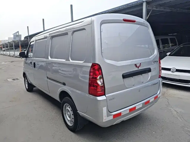 Wuling Rongguang — Фото автомобиля 4