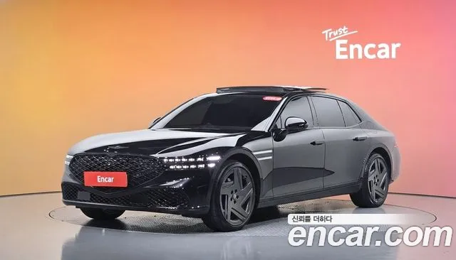 Фотография автомобиля — Genesis G90 RS4