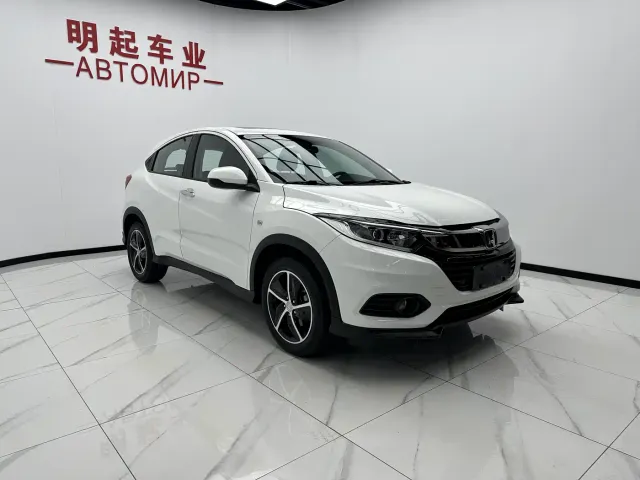 Honda Vezel — Фото автомобиля 3