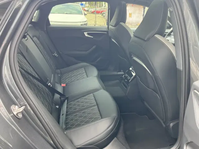 Audi A5L — Фото автомобиля 14