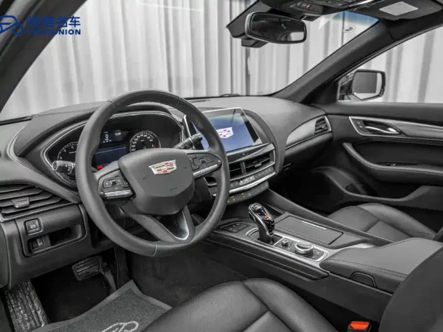 Cadillac CT5 — Фото автомобиля 12
