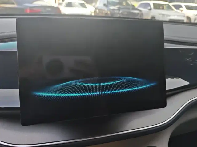 BYD Qin PLUS — Фото автомобиля 13