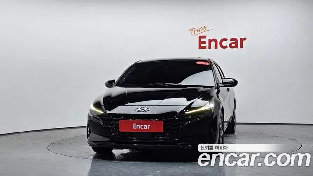 Hyundai AVANTE Avante (CN7) — Фото автомобиля 3