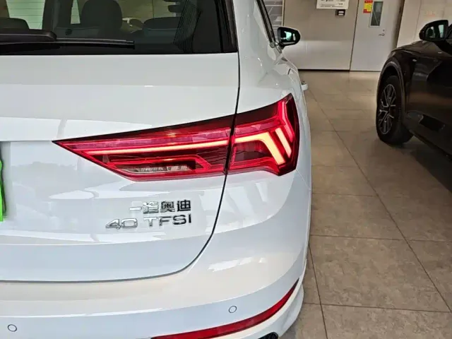 Audi Q3 — Фото автомобиля 7