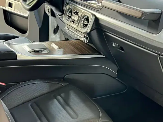 Mercedes-Benz G-Class — Фото автомобиля 5