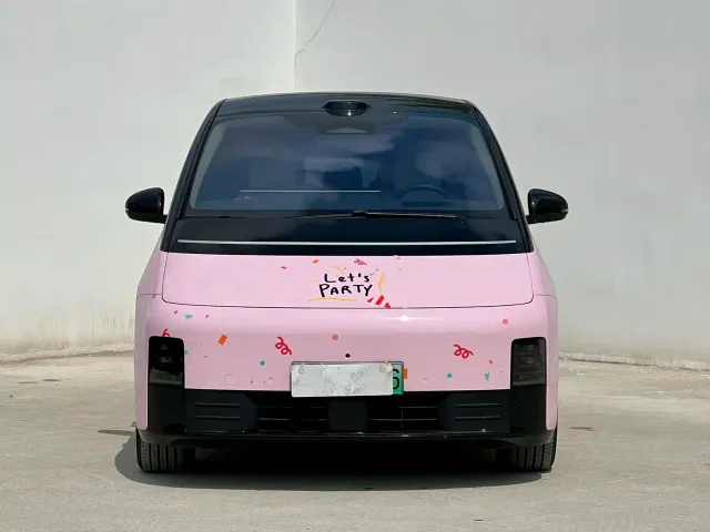 Li Auto MEGA — Фото автомобиля 2