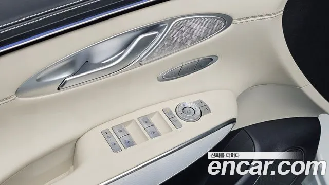 Genesis GV70 — Фото автомобиля 28