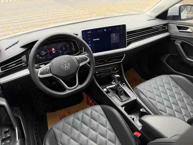 Volkswagen Sagitar — Фото автомобиля 11