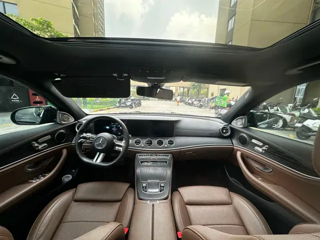 Mercedes-Benz E-Class — Фото автомобиля 9