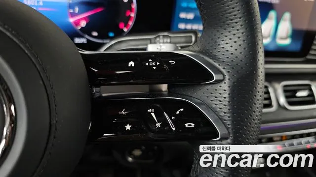 Mercedes-Benz GLE-Class — Фото автомобиля 27