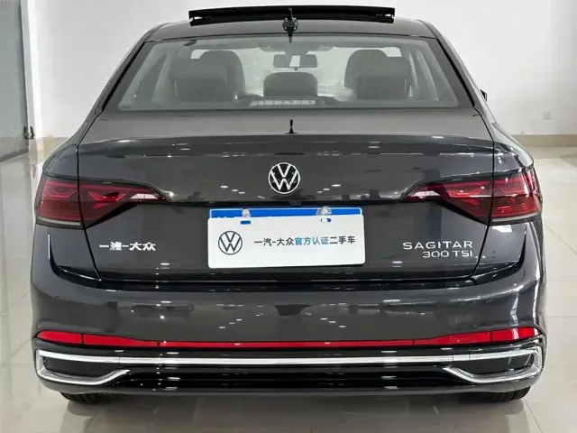 Volkswagen Sagitar — Фото автомобиля 18