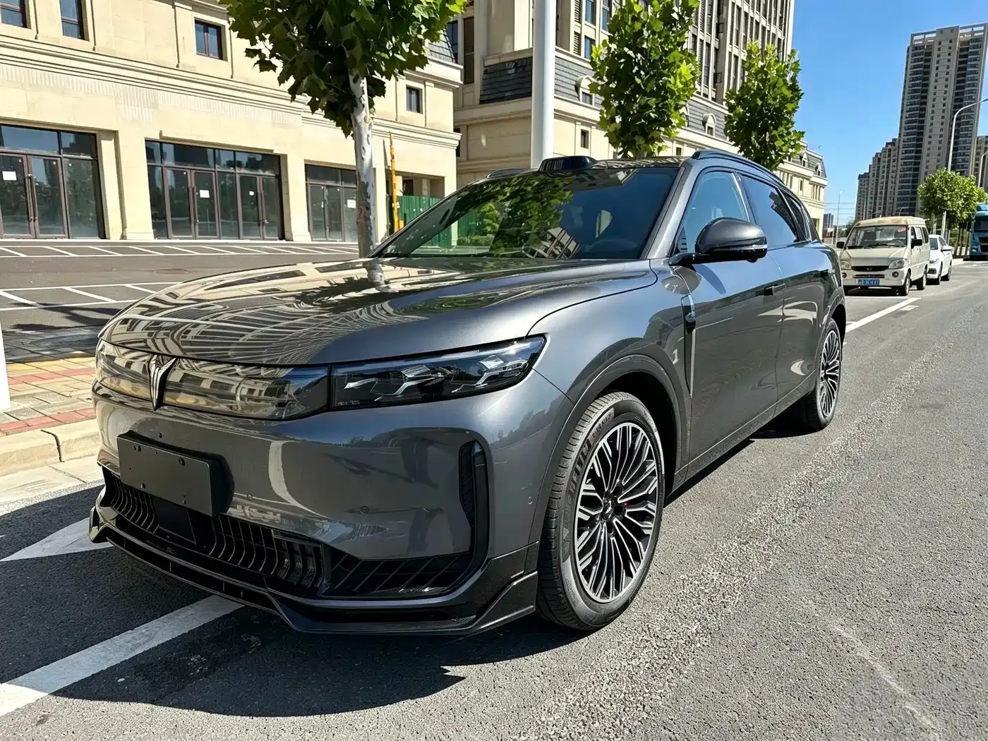 Voyah Auto VOYAH FREE 2025 FREE+ RWD Qiankun Edition — Фото автомобиля 2