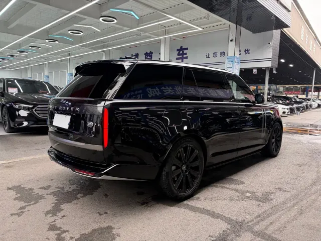 Land Rover Range Rover — Фото автомобиля 22