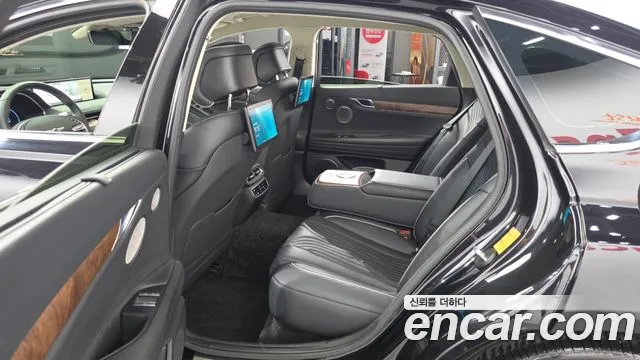 Genesis G80 Бензин 3.5 турбо AWD — Фото автомобиля 10