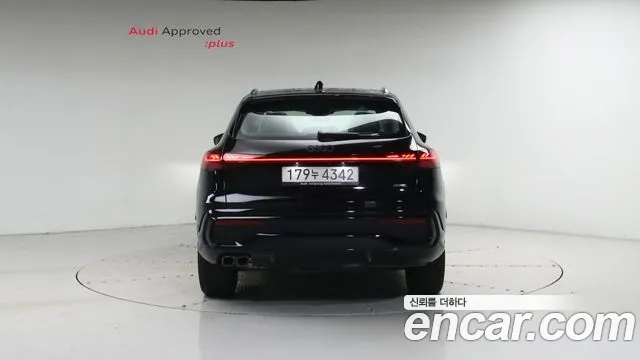 Audi Q5 40 TDI quattro S Line — Фото автомобиля 4