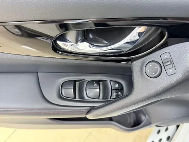 Nissan Qashqai — Фото автомобиля 16