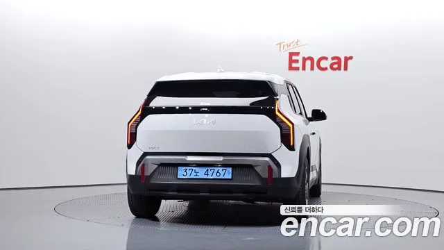 Kia EV3 — Фото автомобиля 4