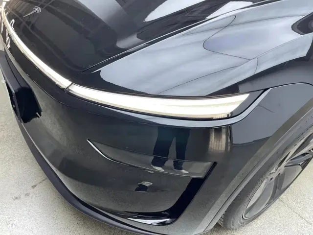 Tesla Model Y — Фото автомобиля 29