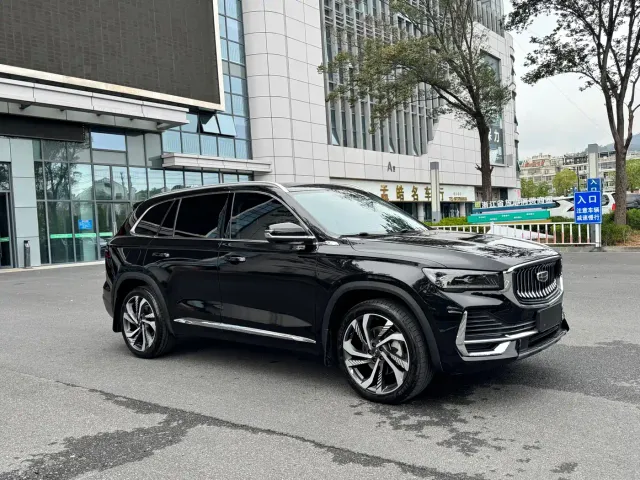 Geely Xingyue L — Фото автомобиля 3
