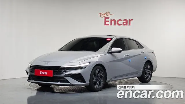 Фотография автомобиля — Hyundai Avante CN7