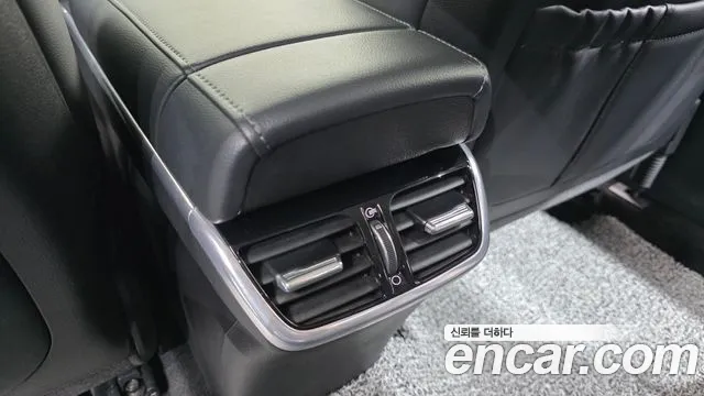Hyundai Grandeur Новый Grandeur IG 3.0 LPi (Для проката) — Фото автомобиля 27