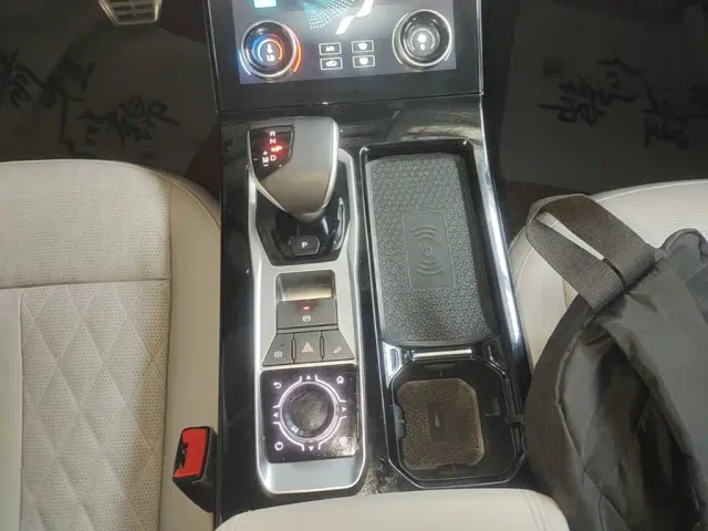 Jetour X70 — Фото автомобиля 13