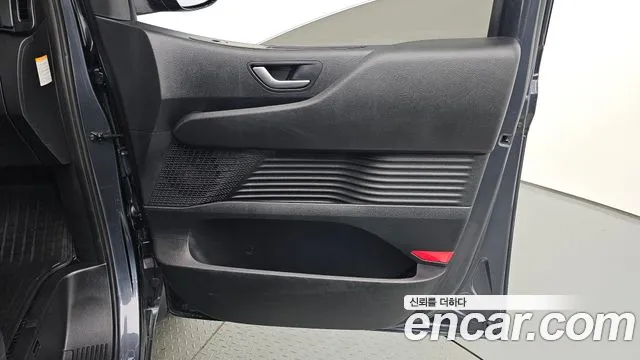 Hyundai Staria — Фото автомобиля 14