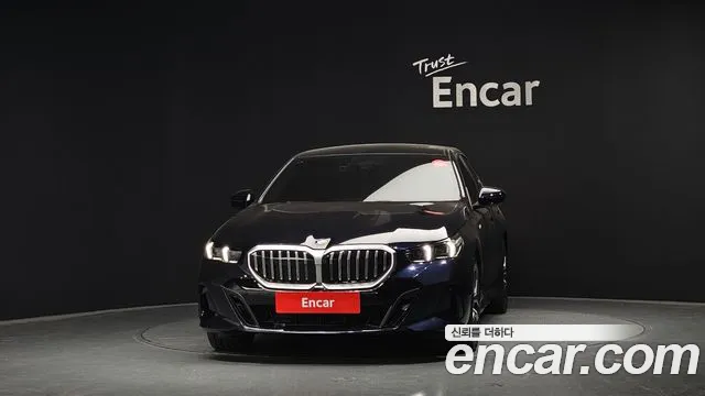 BMW 5-Series — Фото автомобиля 3