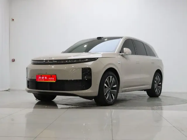 Фотография автомобиля — Li Auto L6