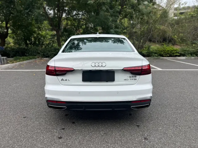 Audi A4L — Фото автомобиля 6