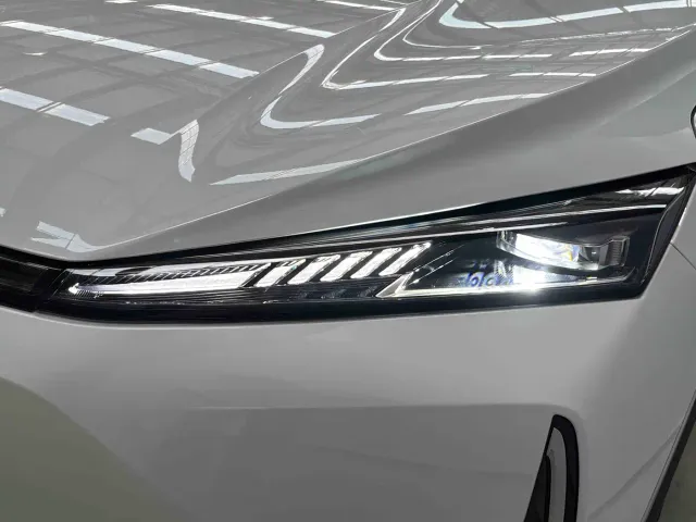 Dongfeng Fengshen L7 — Фото автомобиля 8