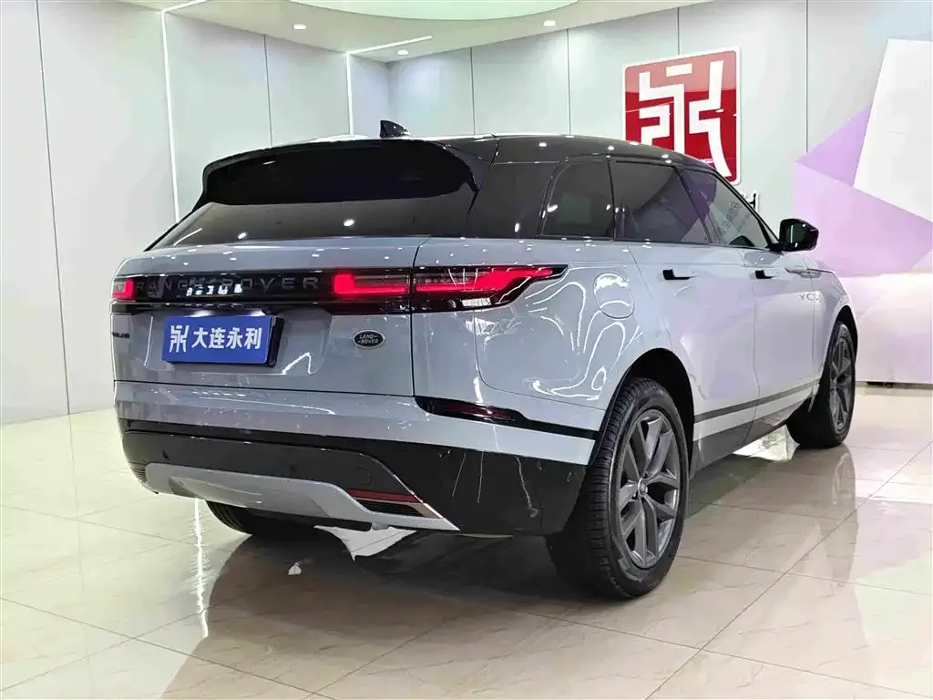 Land Rover Range Rover Velar 2024 Dynamic SE — Фото автомобиля 4
