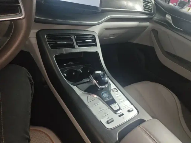 BYD Qin PLUS — Фото автомобиля 13