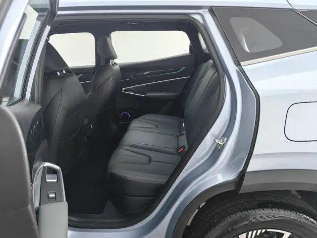 Geely Boyue — Фото автомобиля 15
