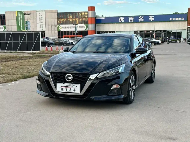 Фотография автомобиля — Nissan Teana