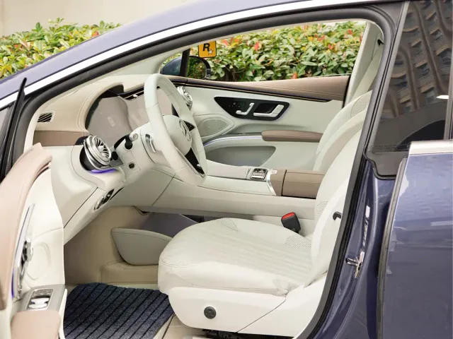 Mercedes-Benz EQS — Фото автомобиля 11