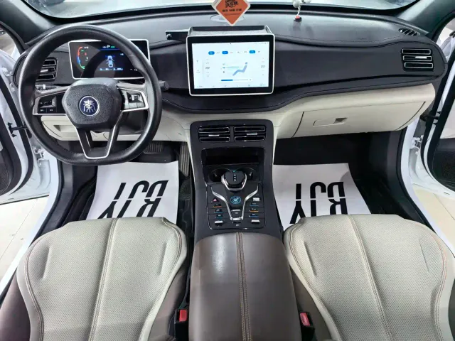 BYD Qin PLUS — Фото автомобиля 8