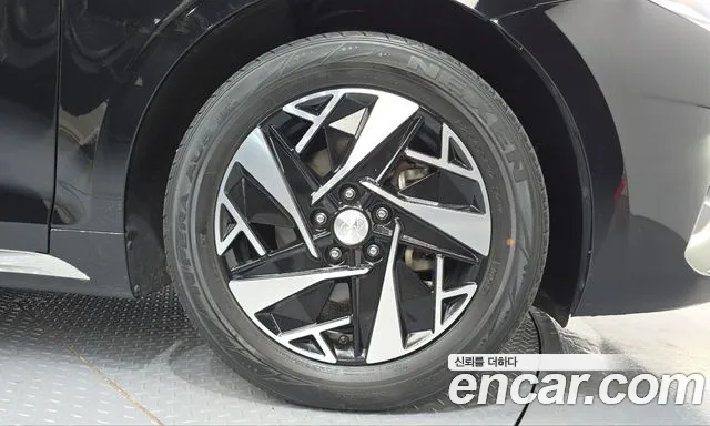 Hyundai Grandeur (New) Hybrid — Фото автомобиля 6