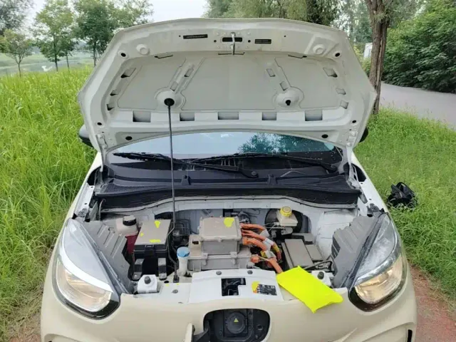 Roewe Clever — Фото автомобиля 19